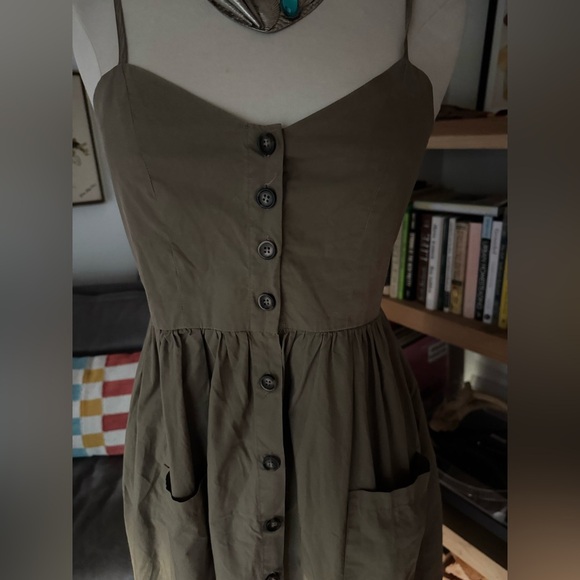 Vintage Khaki Button-Down Spaghetti Strap Dress with Pockets! - Picture 3 of 4